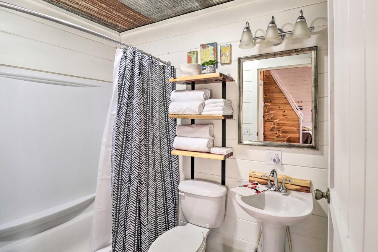 Cheery Pet-Friendly Studio With Shared Fire Pit Mountain View Exterior foto